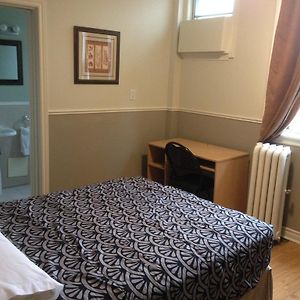 Basic Room Double Bed Private Bathroom